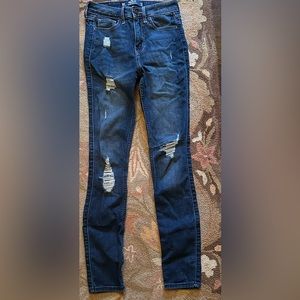 Hollister ripped skinny jeans